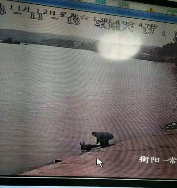 煙洲醉漢掉河中，海事監(jiān)控顯神威！