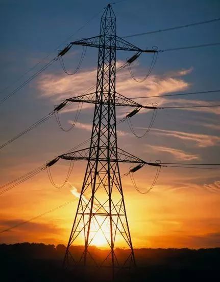 看一個(gè)電力鐵塔，你能推出多少信息
